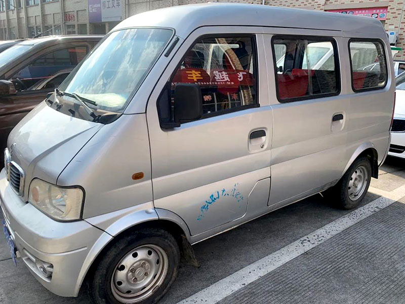 租面包車(chē)一天多少錢(qián)？租面包車(chē)帶司機(jī)價(jià)格！