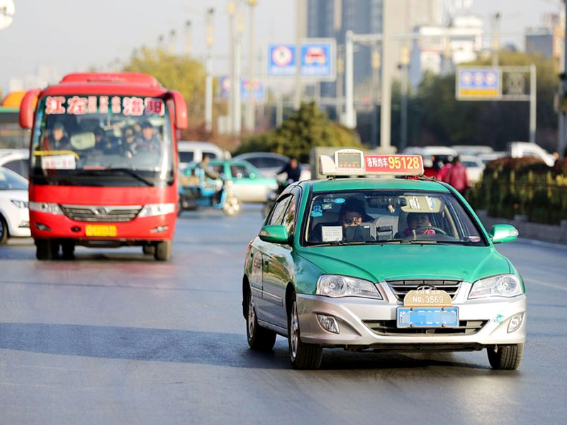 如何預(yù)約出租車？提前預(yù)約超方便！